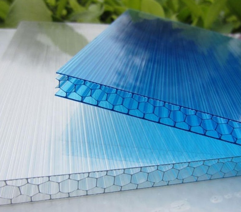 លក់ក្តៅ PC Hollow Roof Sheet Colorful Plastic Twin Wall Roof Tile